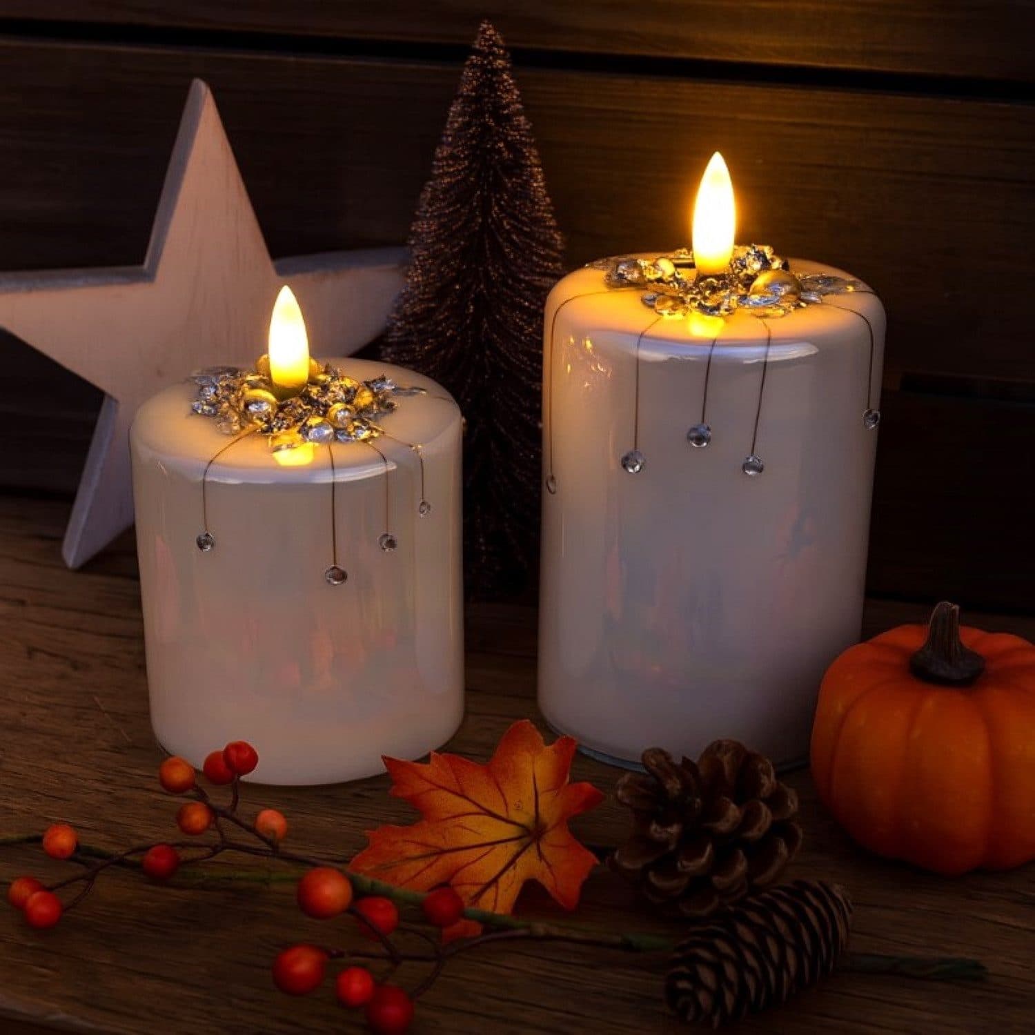 Online-Fuchs LED-Kerze 2er Set Glas mit Timer und Perlen Weiß - Bild 2