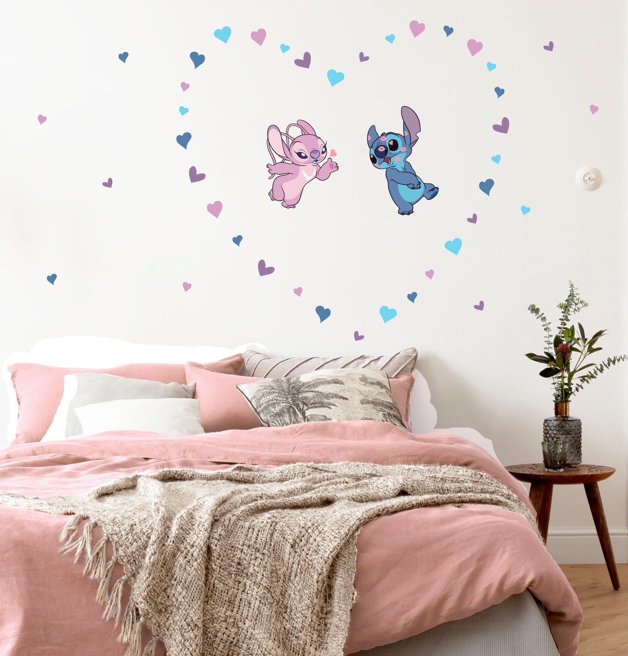 Komar Wandtattoo Stitch in Love Disney Bunt Selbstklebend - Bild 2