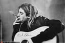 Close Up Poster Nirvana Kurt Cobain Rauchend Gitarre Retro Bild 2