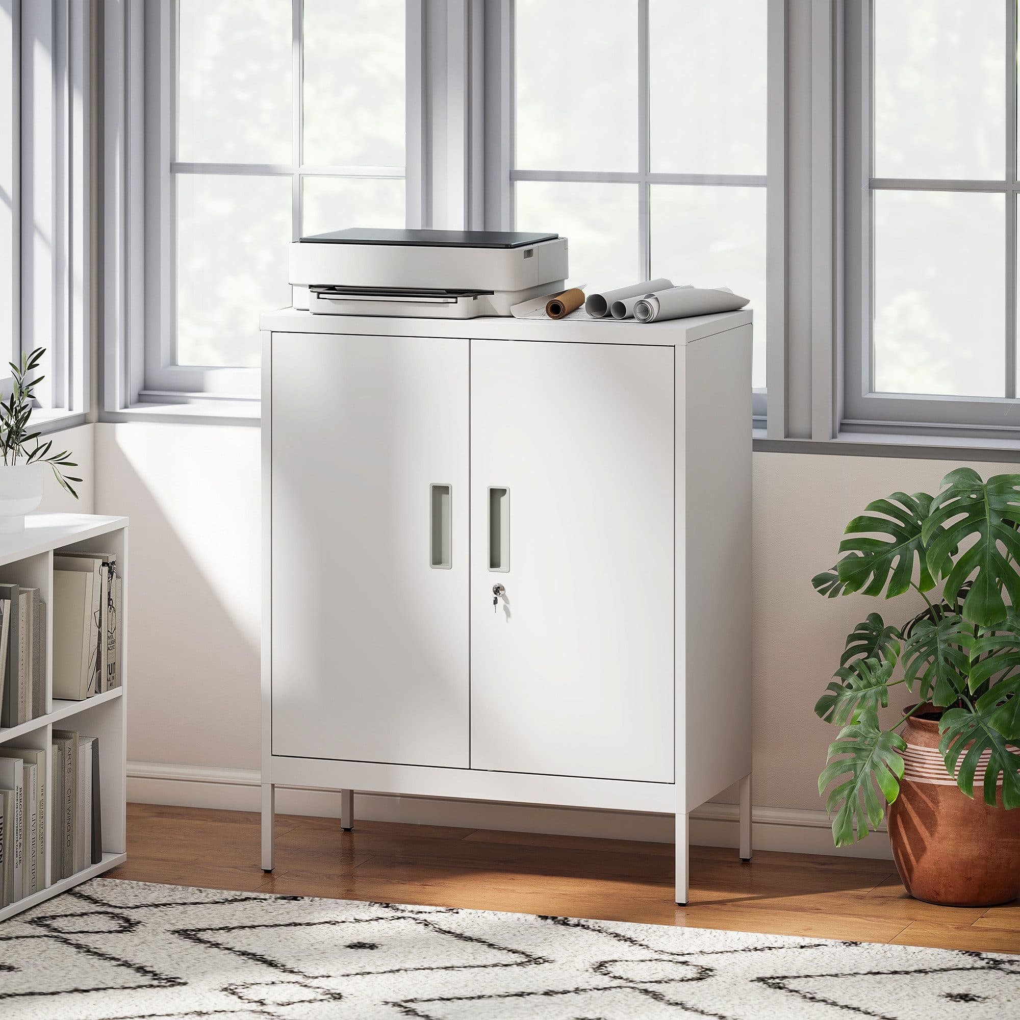 HOMCOM Aktenschrank mit 2 Türen, 2 höhenverstellbaren Einlegeböden, Schloss - Bild 2