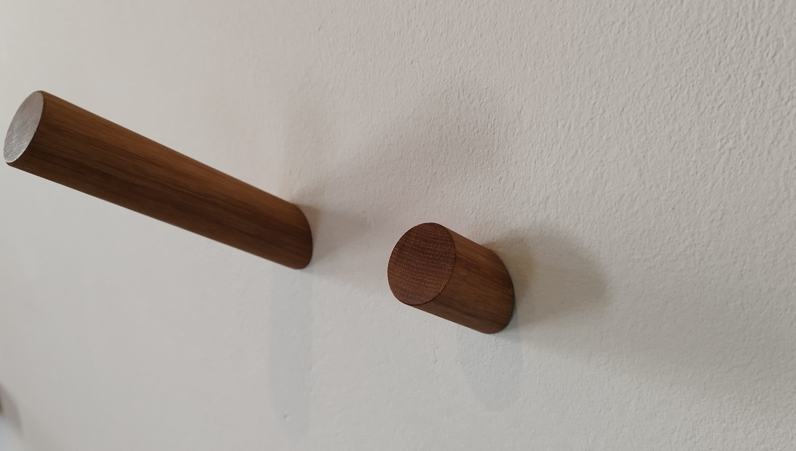 Eli Garderobenhaken aus massivem Eichenholz - Runde Form - Bild 2