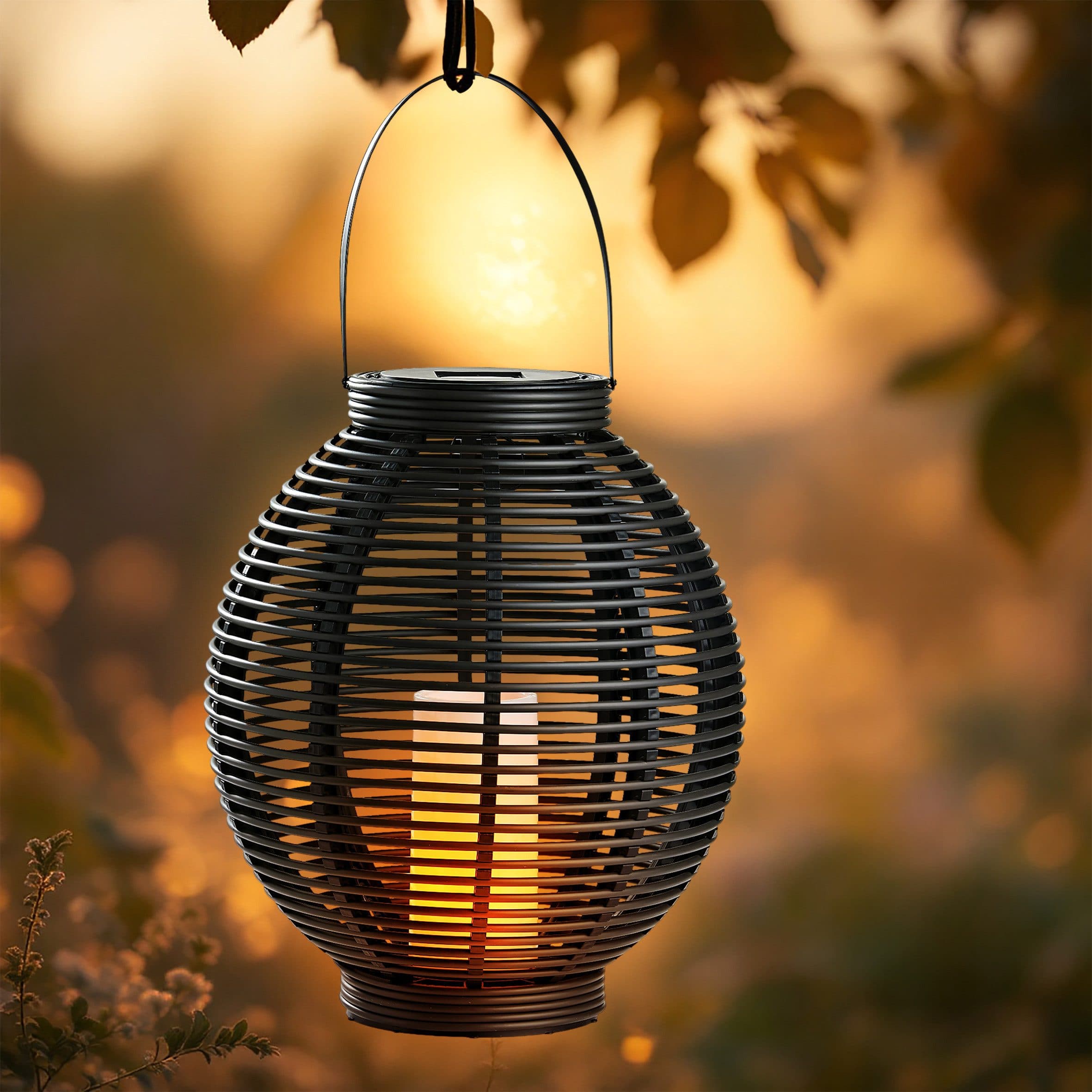 Spetebo LED Solar Laterne XXL Schwarz Rattan-Optik mit Flacker-Effekt - Bild 2