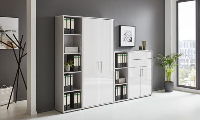 Abschließbarer Büroschrank mit Metallgriffen - Set 22  - Made in Germany