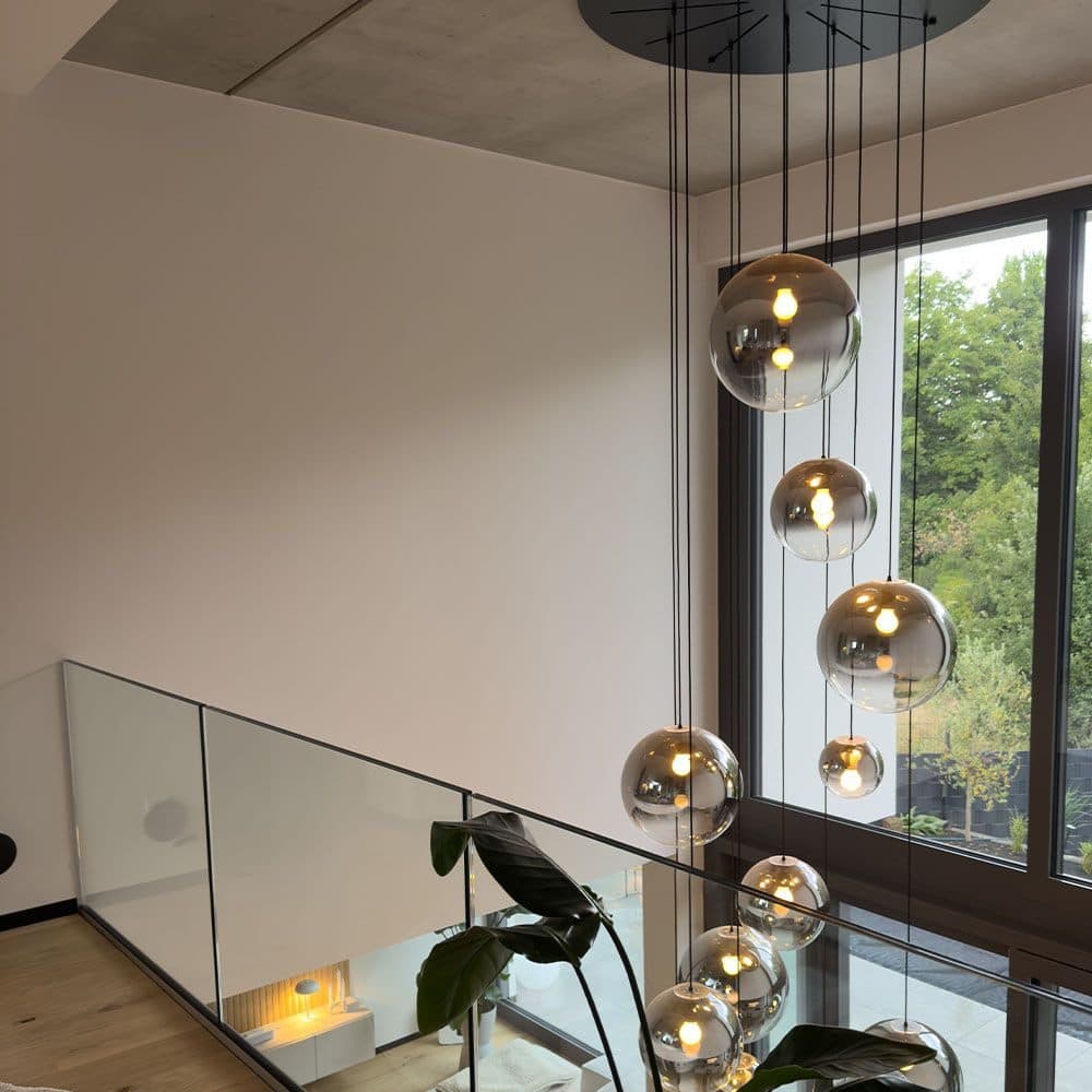 s.luce Pendelleuchte Orb XL 8-flammig Schwarz/Rauch Glas - Bild 2
