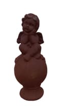 Deko-Impression Engel Skulptur auf Kugel Rostbraun Zement Bild 2