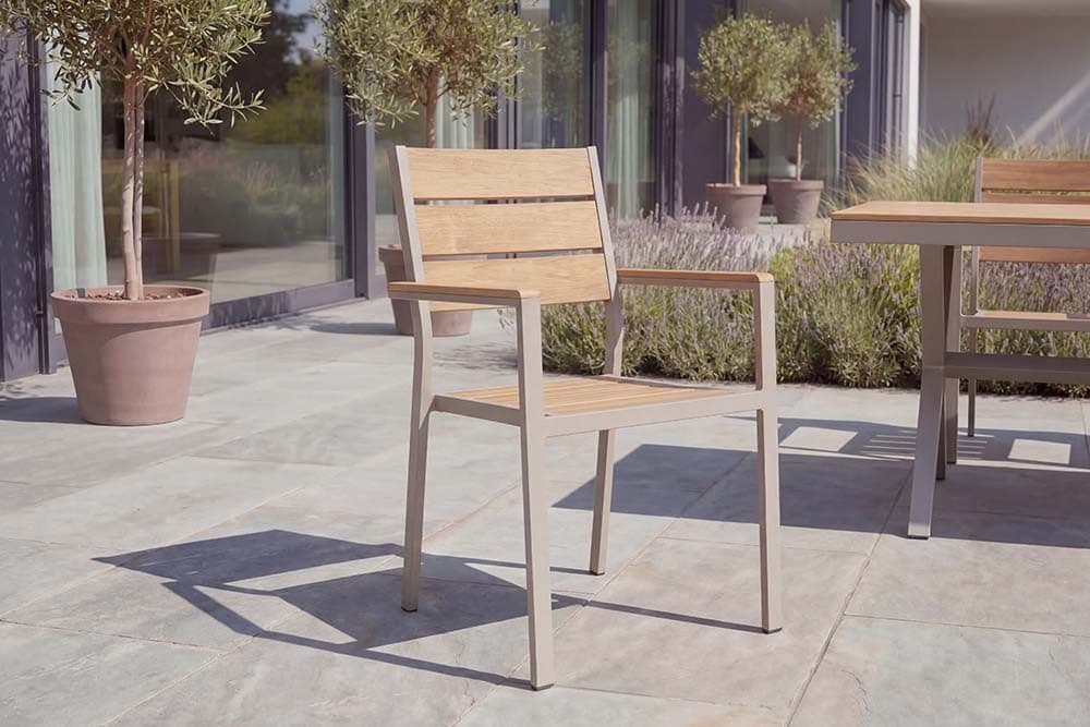 riess-ambiente Gartenstuhl DESIGNO Aluminium WPC Holzoptik stapelbar - Bild 2