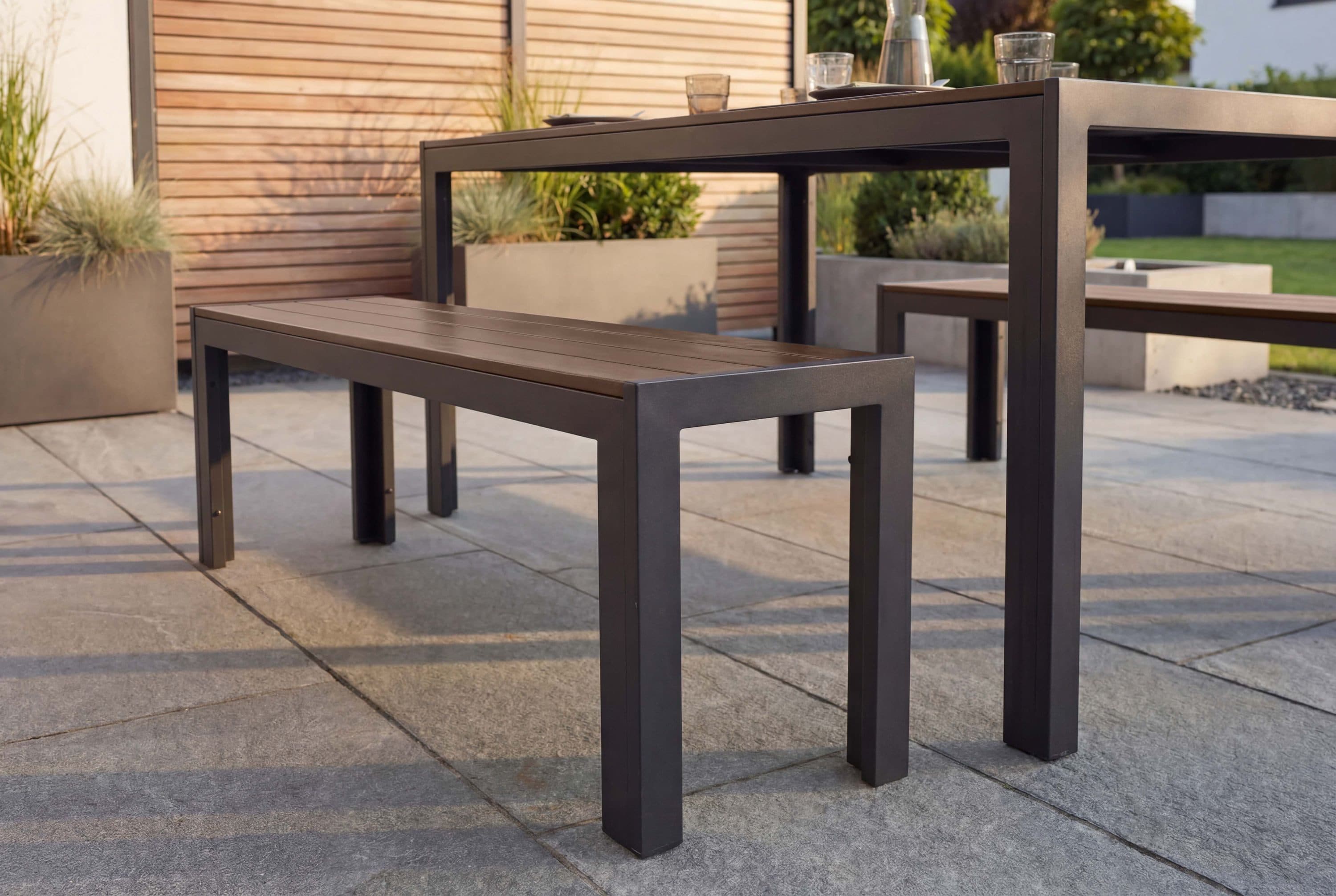 riess-ambiente Gartenbank DESIGNO 130cm wetterfest Aluminium WPC - Bild 2
