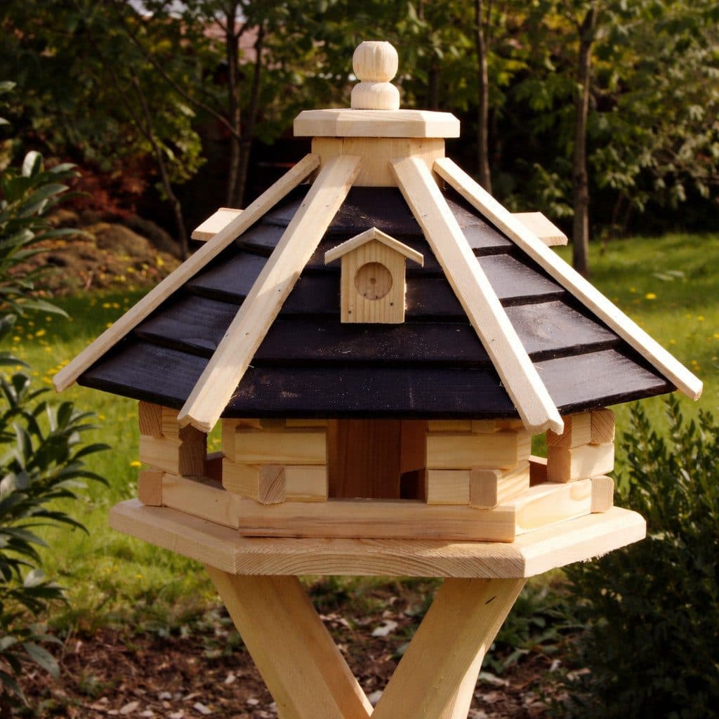 Holzdekoladen Vogelhaus aus Holz mit Solarlicht weiß – sechseckig