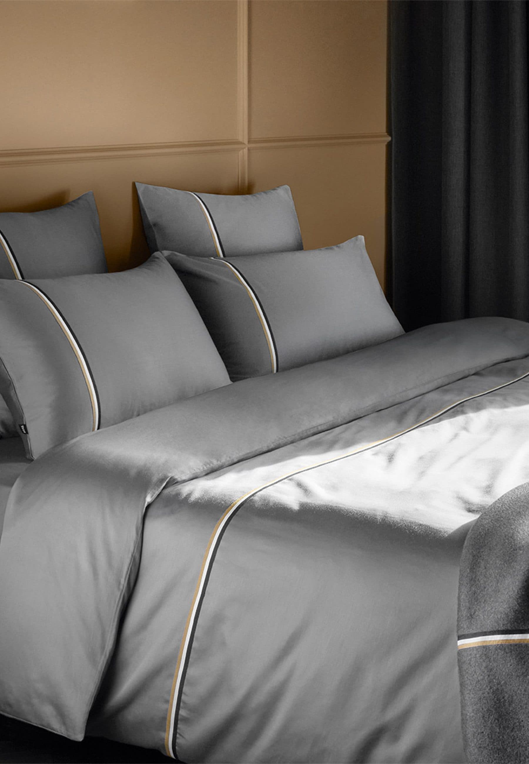 BOSS Home Bettwäsche BLINEA Satin Grau Unifarben 2-teilig - Bild 2