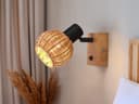 meineWunschleuchte Wandstrahler TAVAR mit Rattanschirm & Schalter Bild 2