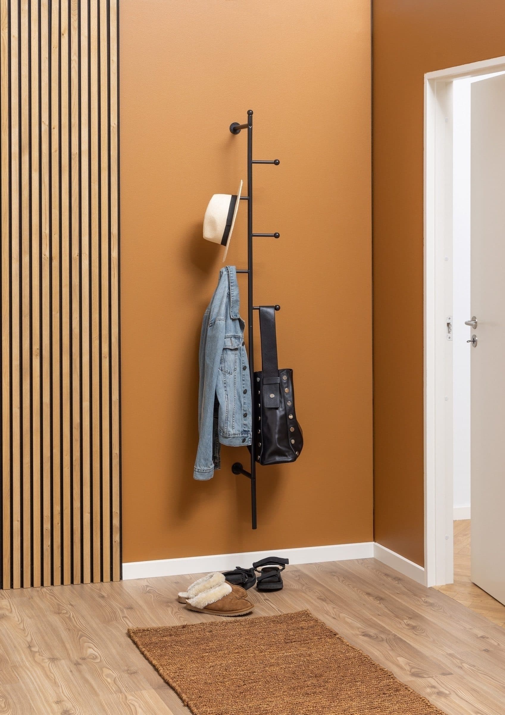 ACTONA GROUP Wandgarderobe Schwarz Stahl