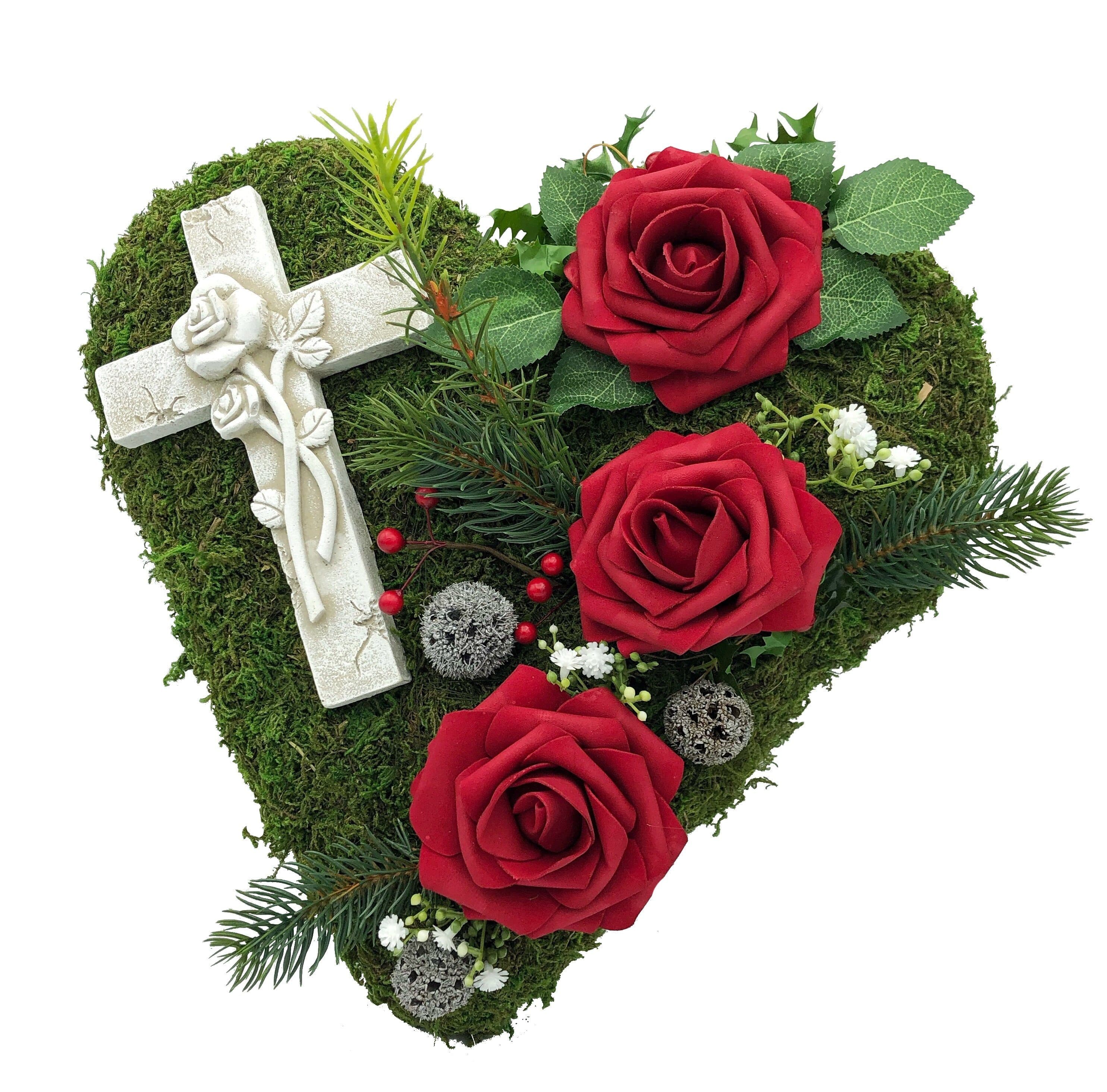 Radami Grabgesteck Moosherz mit 3D Kreuz und 3 roten Rosen