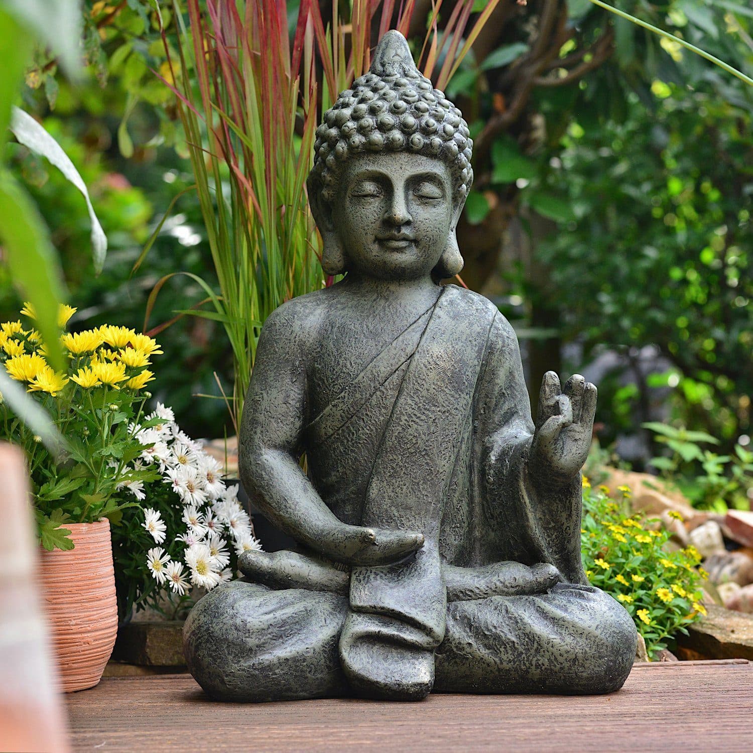 INtrenDU Gartenfigur Betender Buddha Grau Kunststein - Bild 2