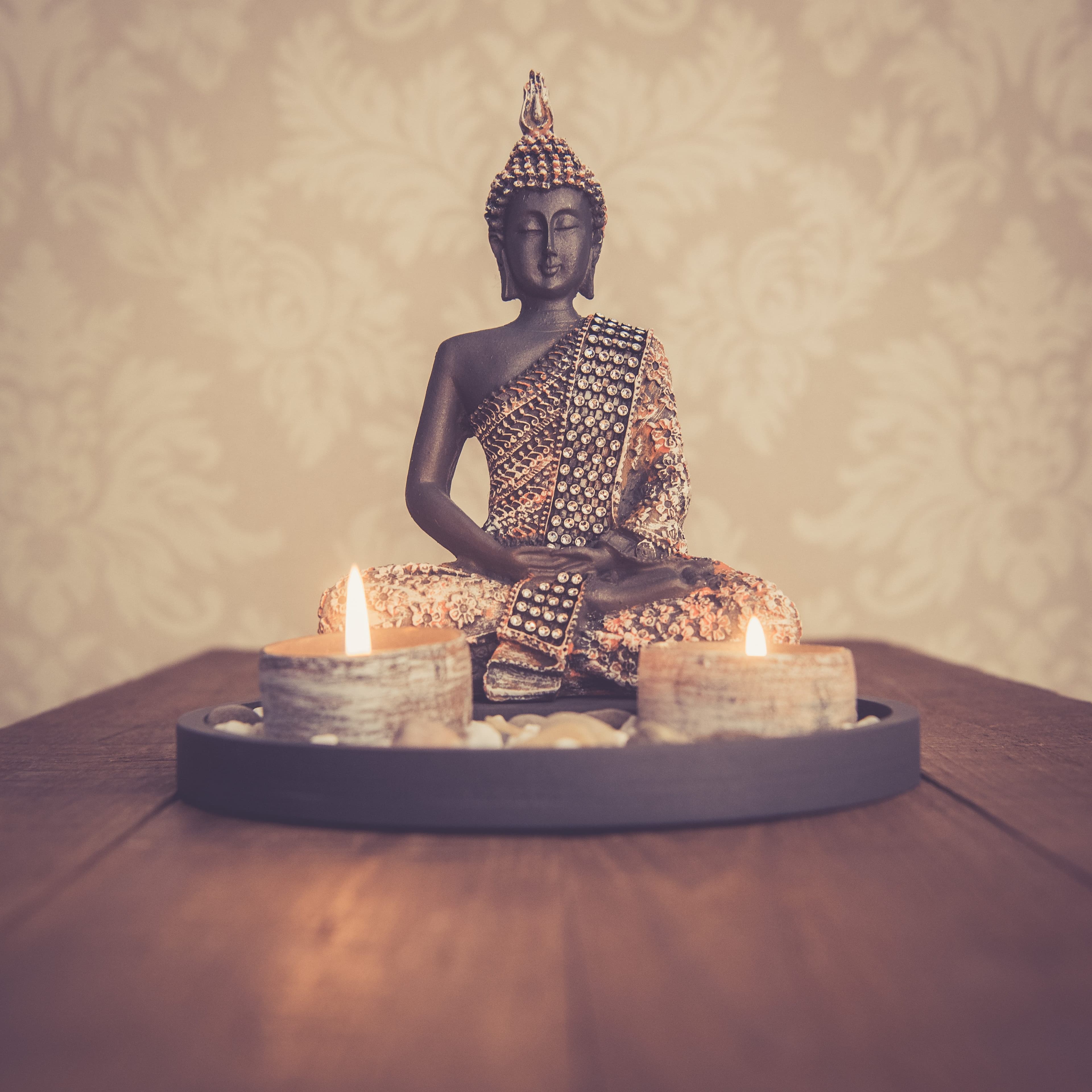 Kamelio Buddhafigur mit Teelicht 22cm Deko-Statue Schwarz - Bild 2