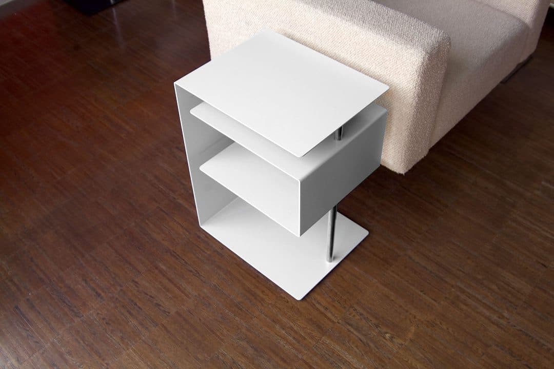 Radius Beistelltisch X-Centric Table Weiß Acrylglas