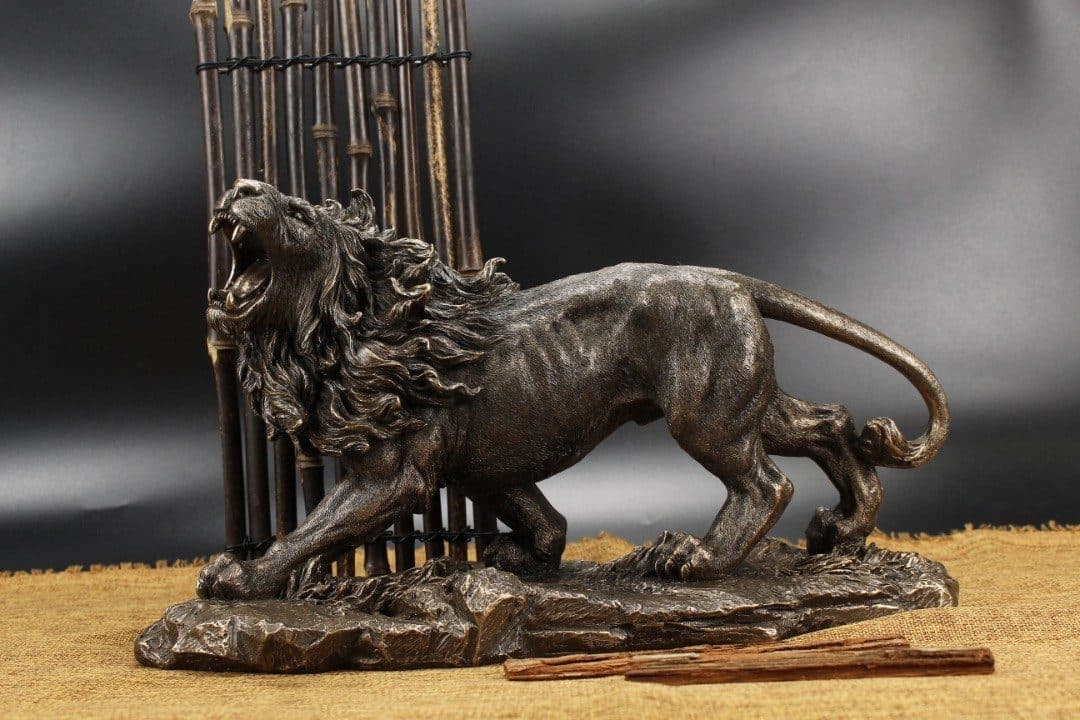 Lisandra Scott Skulptur Großer Brüllender Löwe Figur Handgefertigt Bronze-Optik Schwarz-Gold - Bild 2