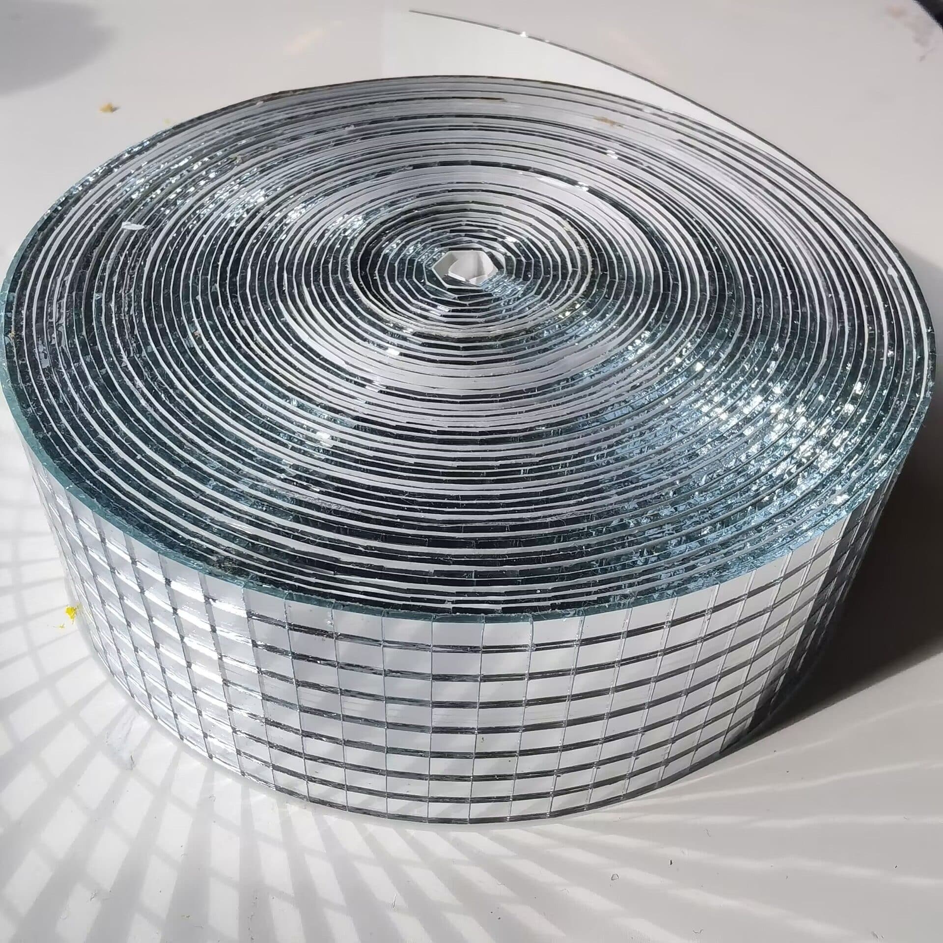 Armena Selbstklebende Spiegelfliesen Mosaik aus Echtglas Silber