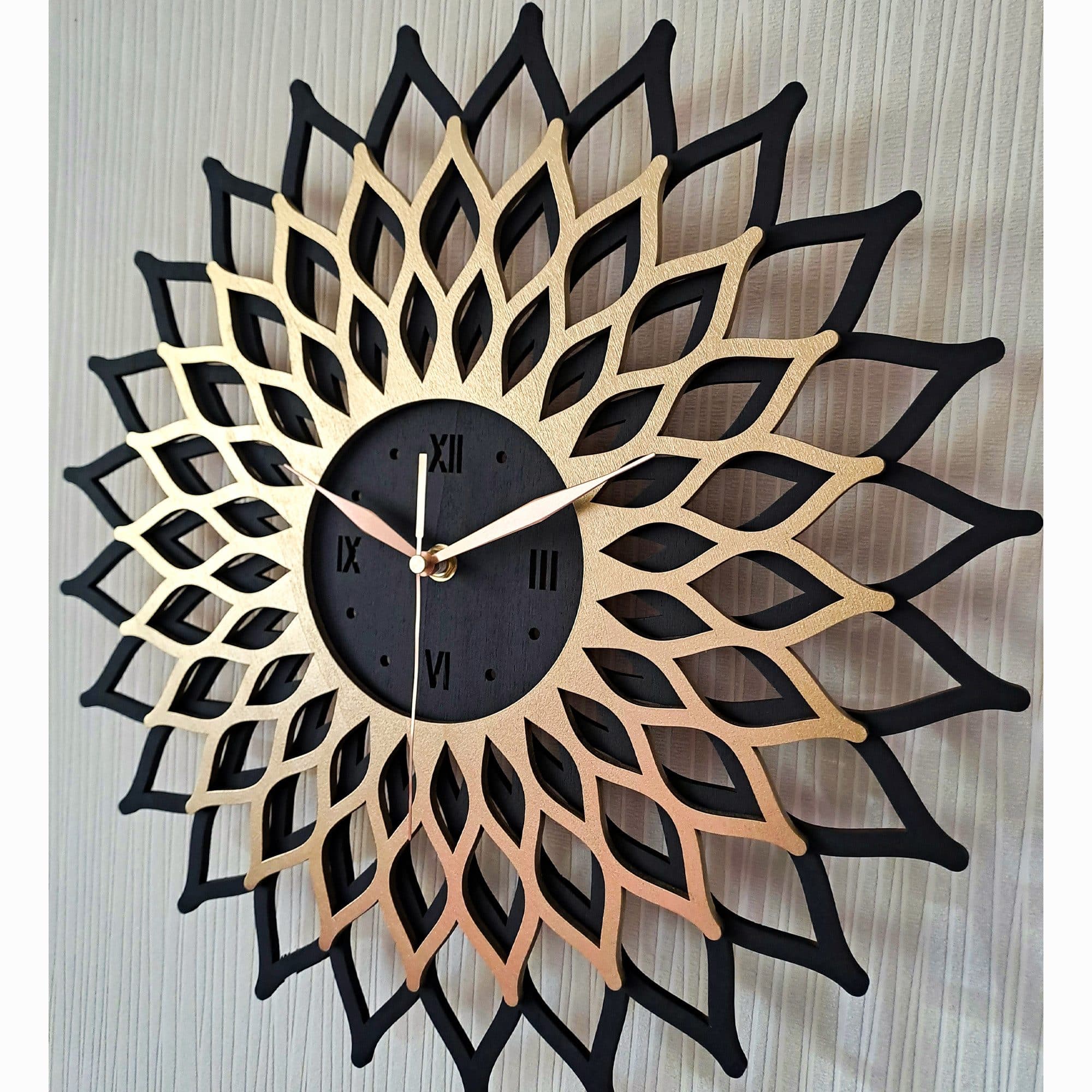 ORNAMENTI Wanduhr Sunburst, Moderne Holz Wanduhr