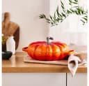 LE CREUSET Gourmet-Profitopf Kürbis 28cm Rot Gusseisen Bild 1