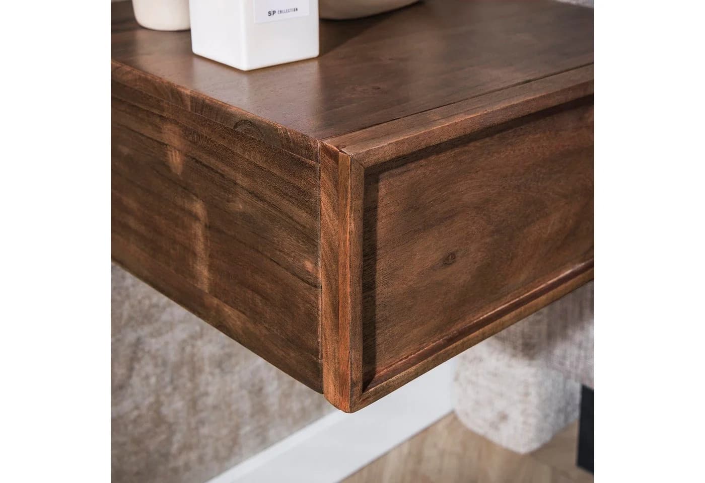 LEVEN Lifestyle Nachttisch FAME 2er Set schwebend massiv Akazienholz braun - Bild 4