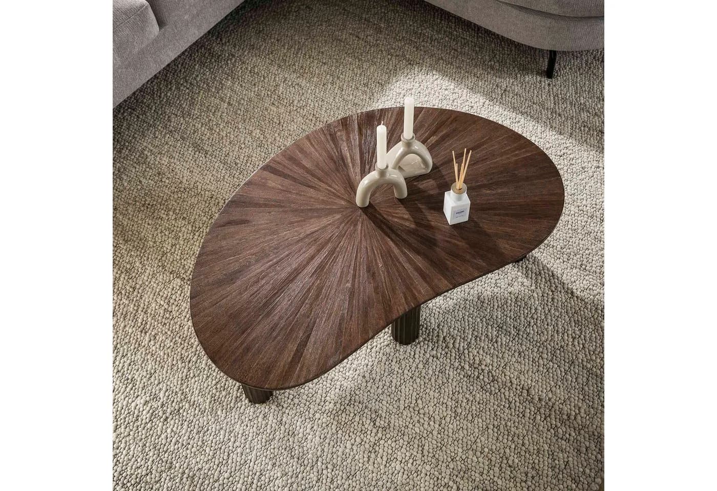 Maison ESTO Couchtisch MOJO Nierenförmig aus Teakholz Dunkelbraun