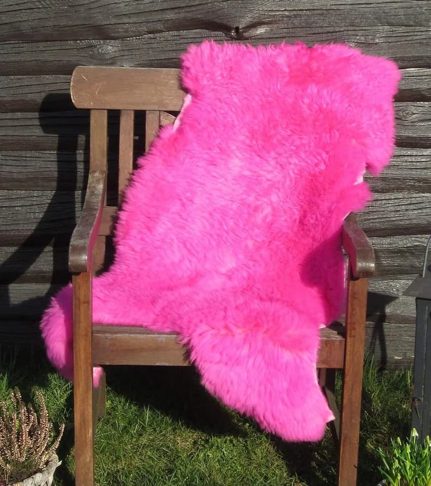 Felltrade Fellteppich Rosa Schaffell Ökologisch Gegerbt
