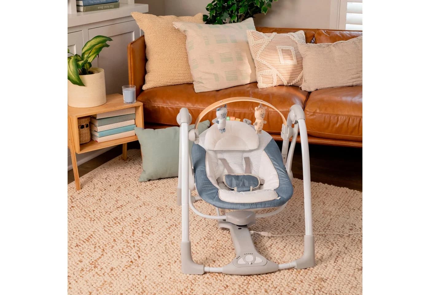 Ingenuity Babywippe Swing 'n Go Portable Swing Chambray Blau