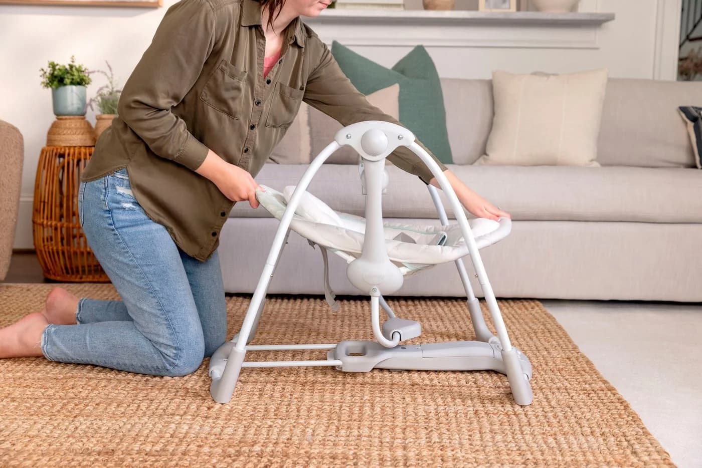 Ingenuity Cozy Spot Swing 'n Go Portable Swing, mit Sound-Effekt - Bild 3