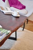 Sitheim-Europe Couchtisch PHOENIX 110cm Akazienholz Rot Walnuss Bild 1