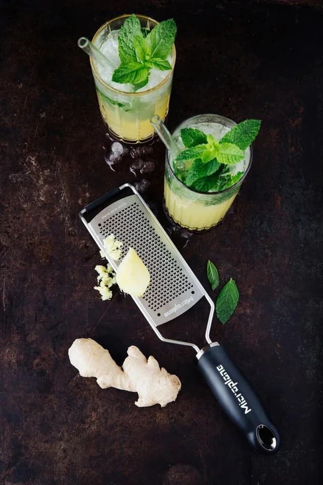 Microplane Reibe Gourmet Schwarz Metall Kunststoff