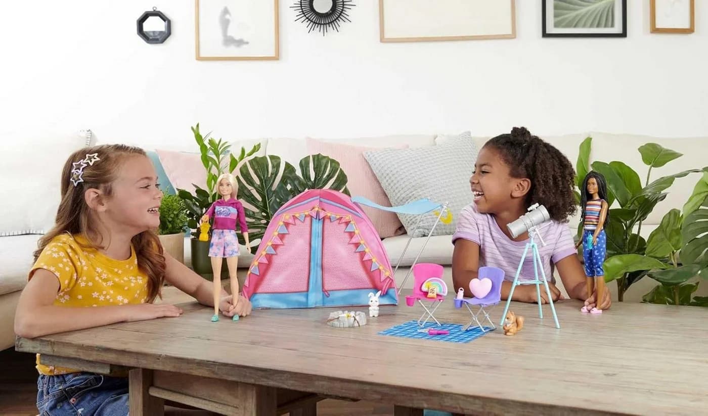 Barbie Camping-Spielset mit Zelt 2 Puppen Bunt
