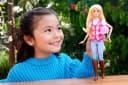 Barbie Anziehpuppe Mysteries: Die großen Pferdejagd - Barbie Malibu Bild 1