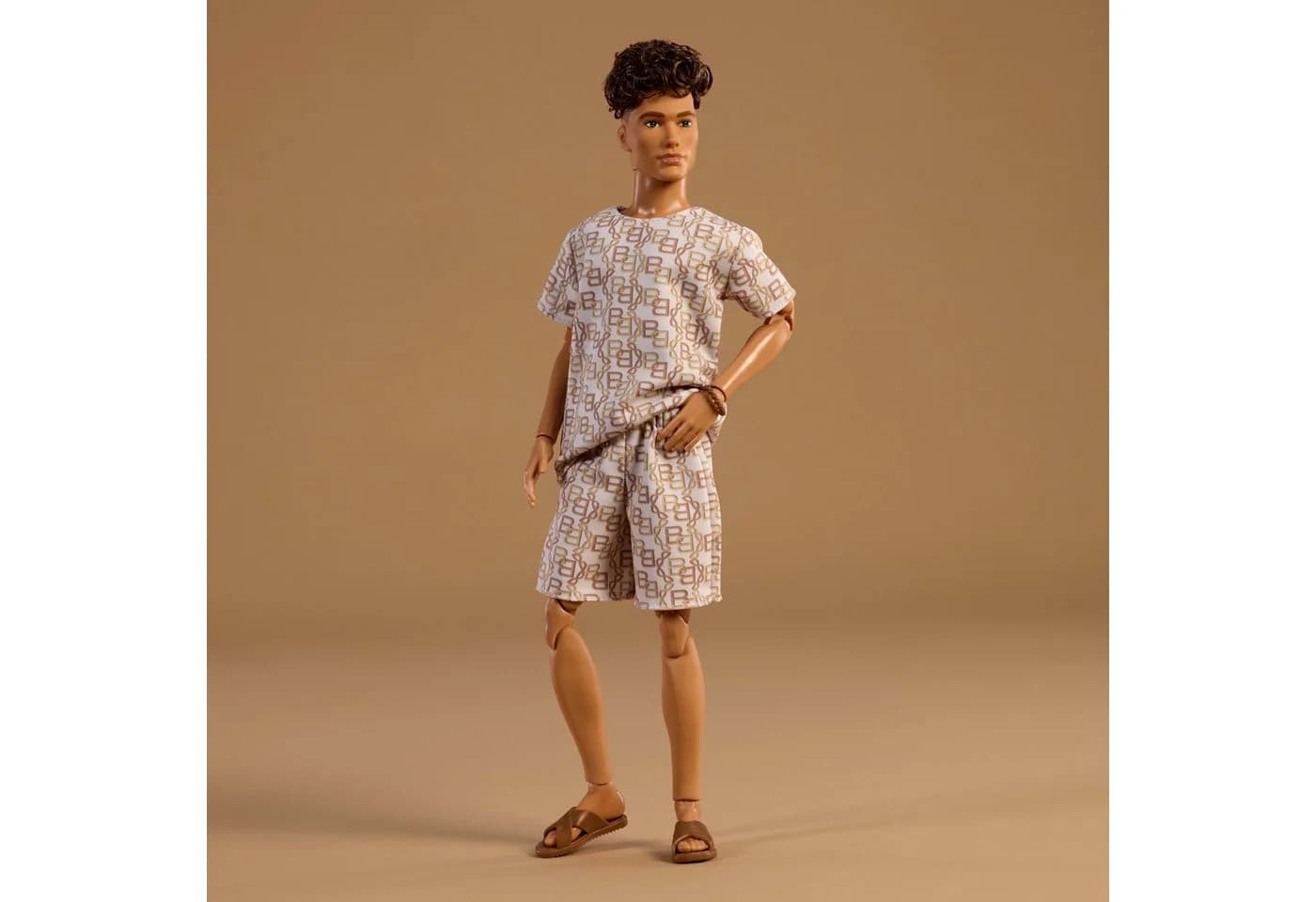 Barbie Ken Slim Basics 10 Anziehpuppe Bunt Modern