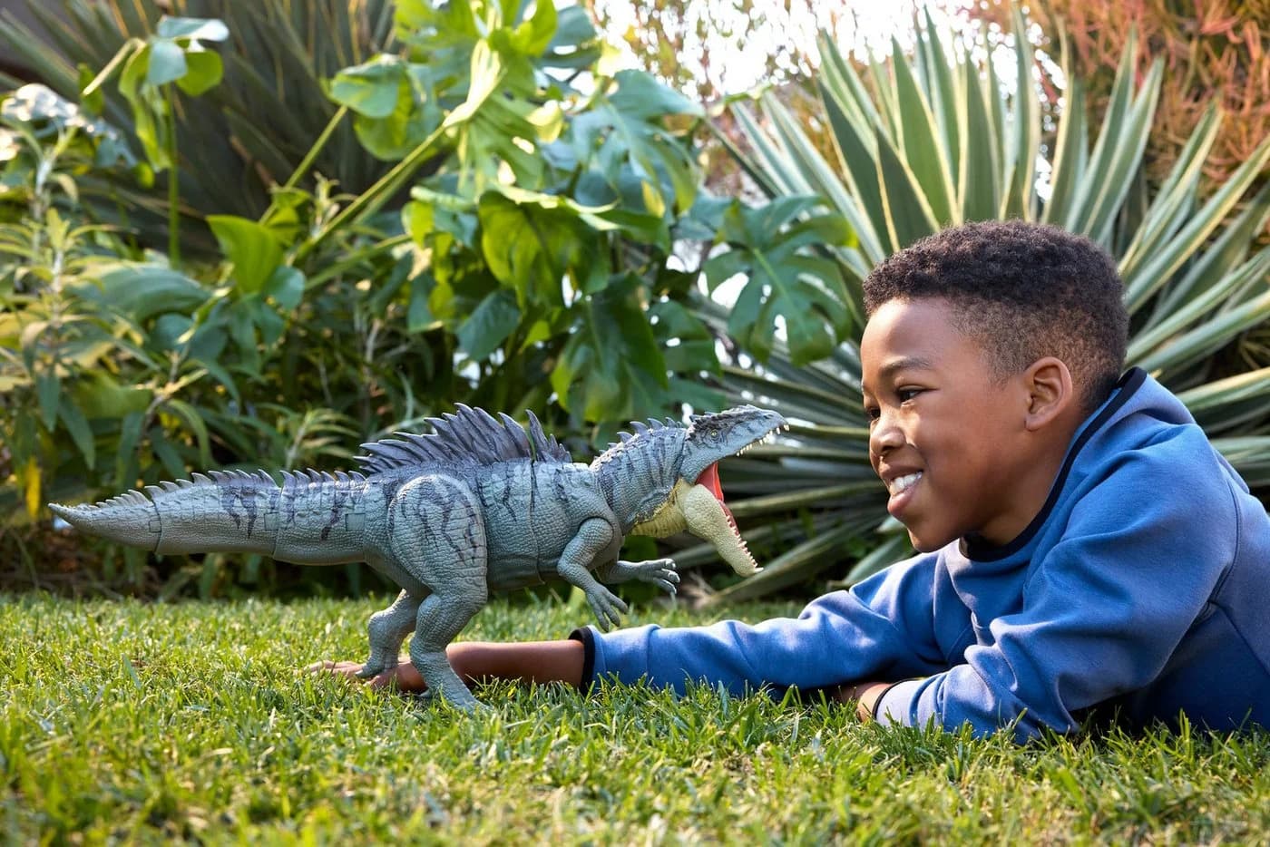 Mattel Jurassic World Giganotosaurus Actionfigur mit Sound & Bewegung