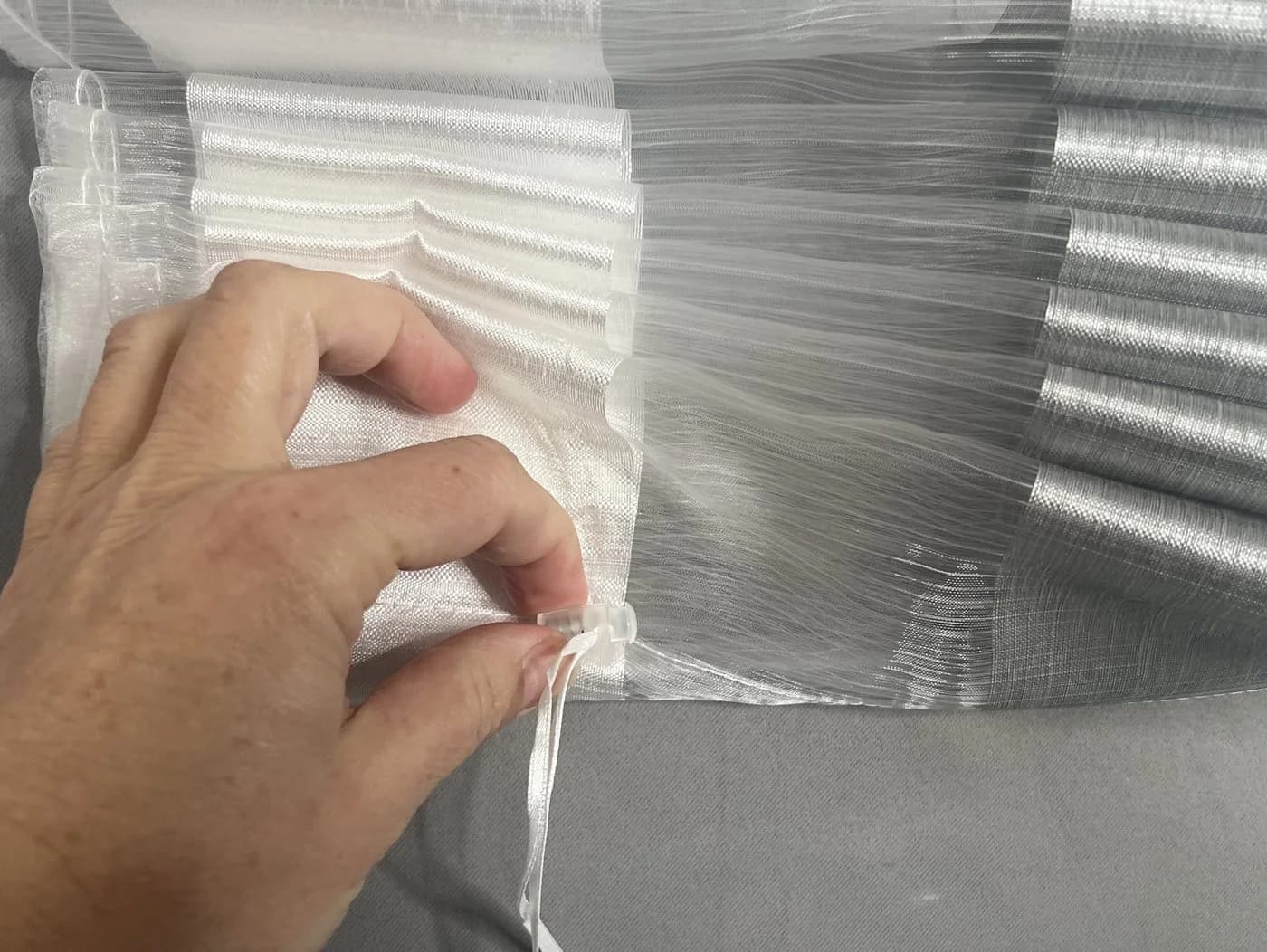 Bändchenraffrollo aus Organza - Modern und Halbtransparent - Bild 4