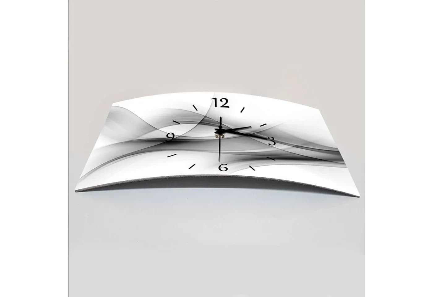 Designer Wanduhr aus Alu-Verbundstoff, Aluminium und Polykern