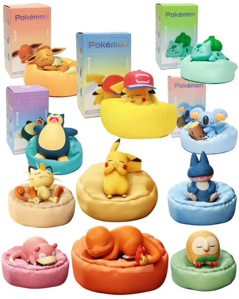 POKÉMON Sammelfigur Schlafend mit Kissen