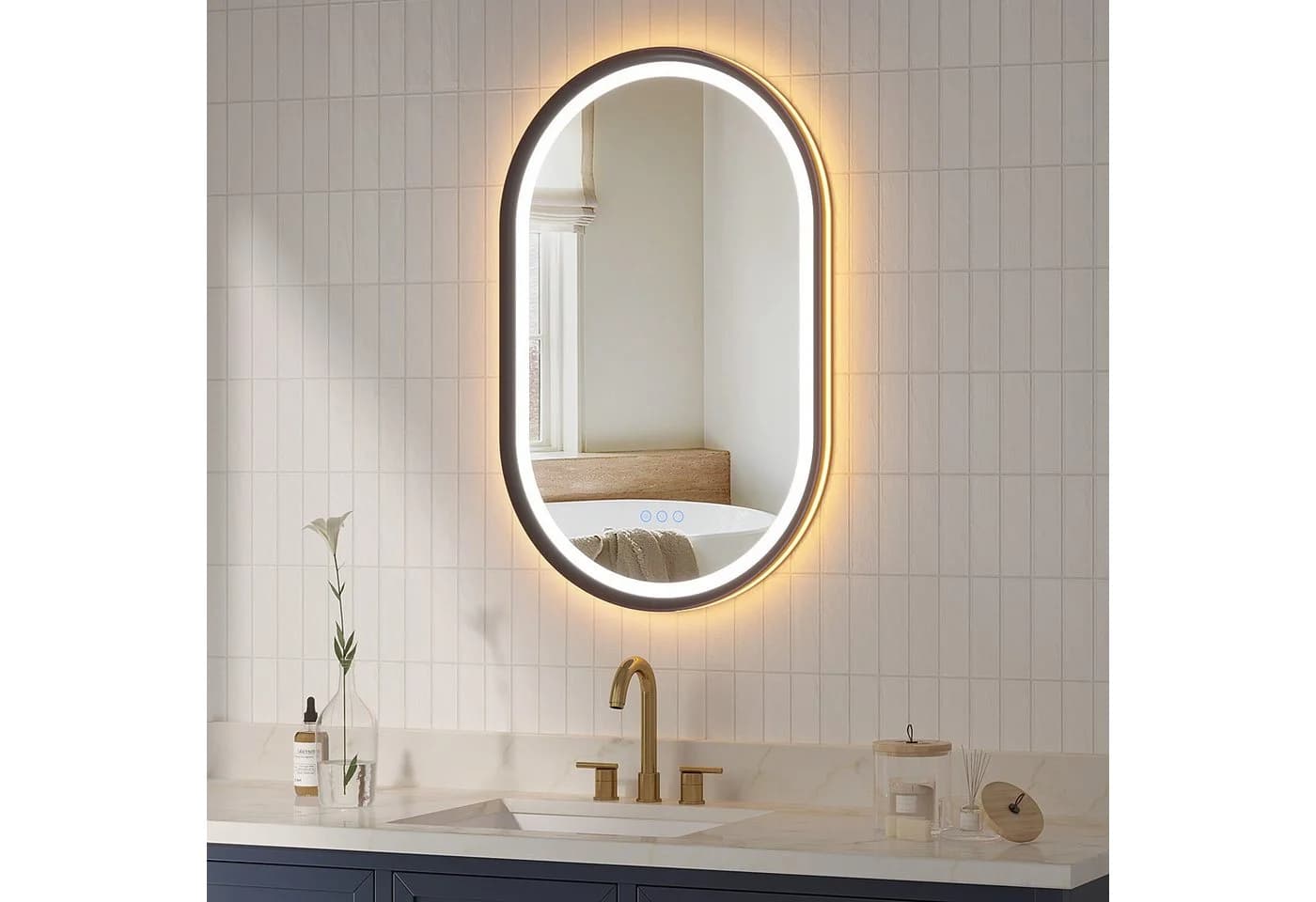 Ovaler LED-Badspiegel in modernem Design - Bild 2