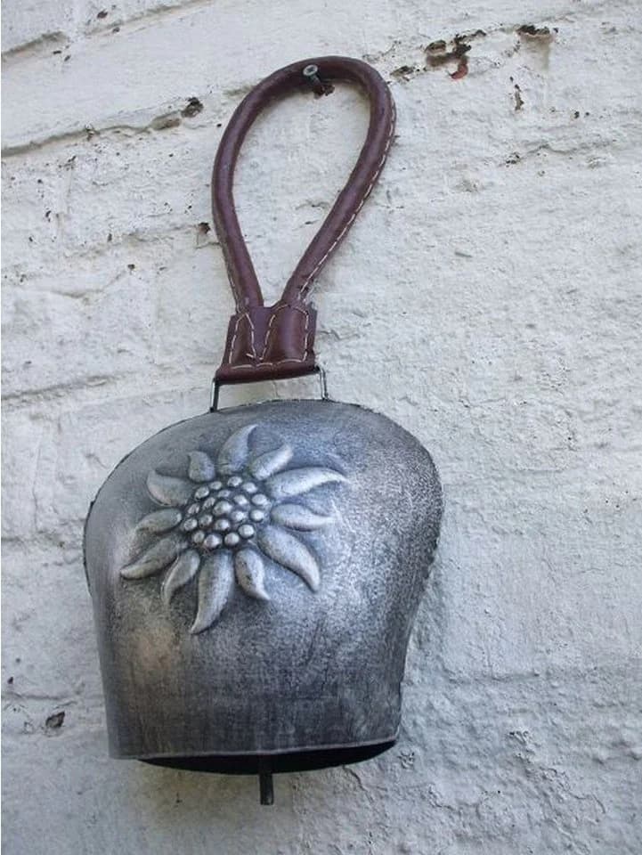 Deko-Impression Hängedekoration Klangvolle Kuhglocke Eisen Grau Lederband 25 cm