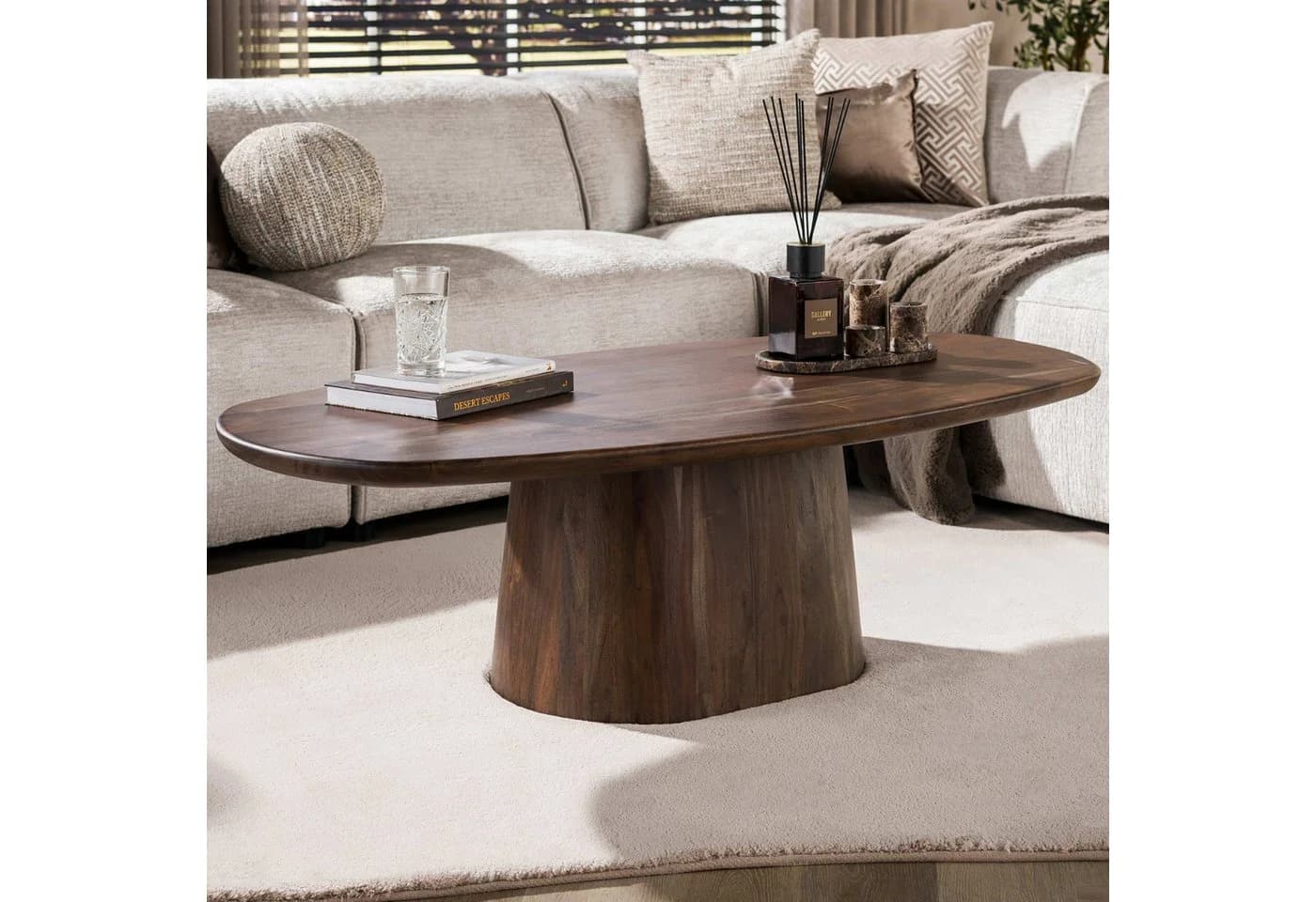 alesvelt Couchtisch CENTRAL Ovaler Massivholz-Tisch mit zentralem Säulenfuß - Bild 2