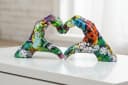 MF Hand Skulptur Love Street Art Dekofigur Herzform Urban Figur Graffiti Bild 2
