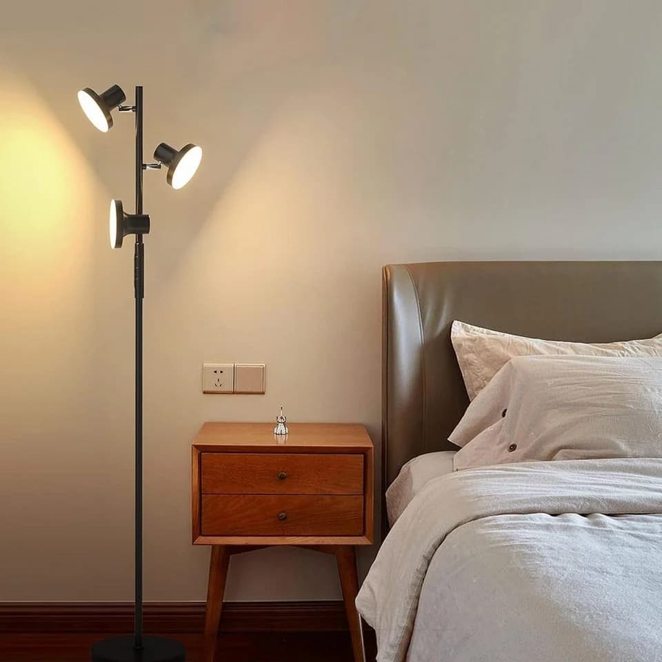 Novostella LED Stehlampe 36W 3 Köpfe 1,75m Schwarz
