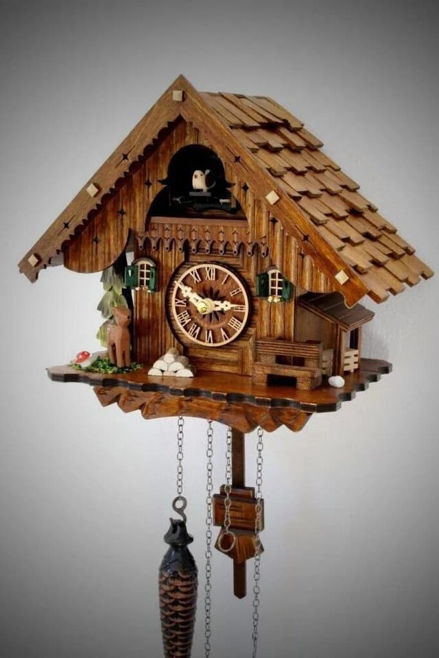 Clockvilla Hettich-Uhren Schwarzwälder Kuckucksuhr Braun Massivholz