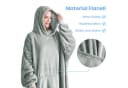 Oversize Kuscheldecke mit Ärmeln aus Flanell und Sherpa Fleece Bild 1
