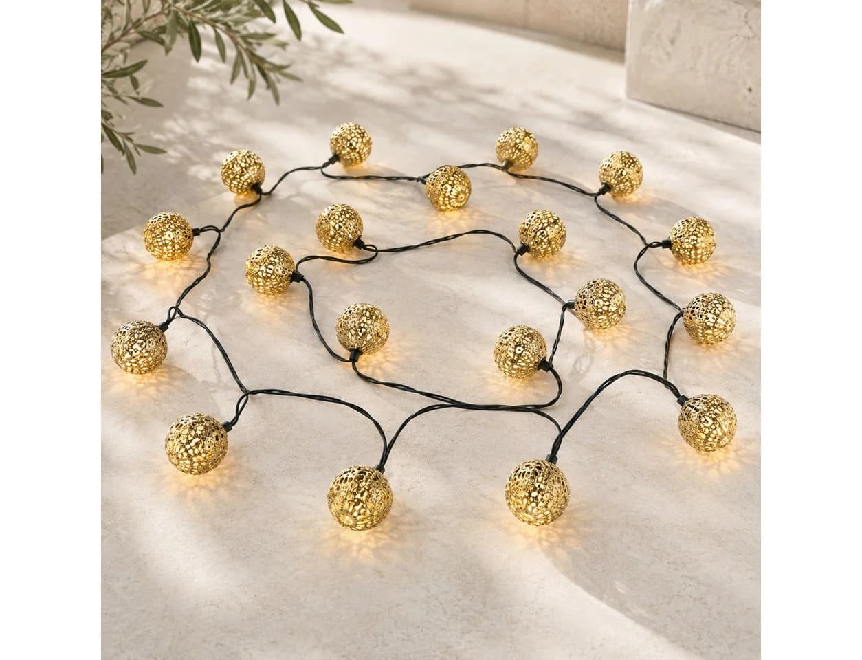 ibettertec LED Solarleuchte Outdoor Lichterkette 20 Kugeln Warmweiß - Bild 5