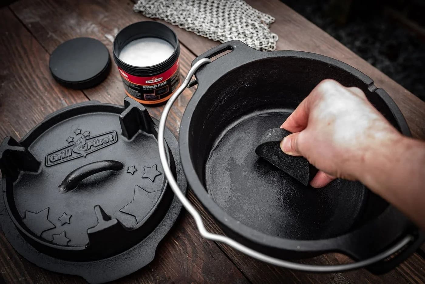 Grillfürst Kokosnuss-Pflegepaste für Gusseisen 250ml mit Schwamm - Bild 3