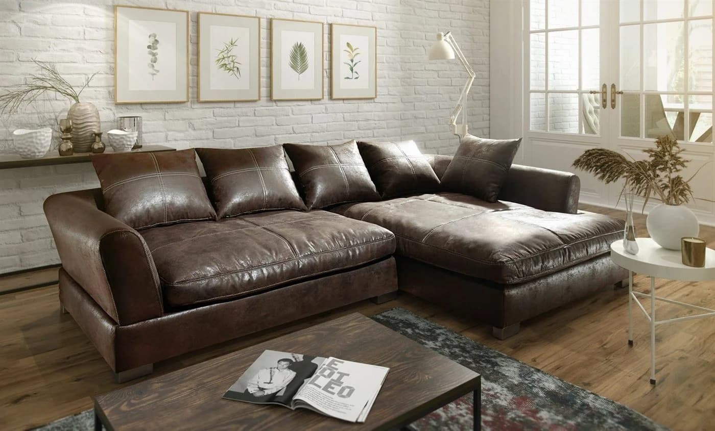 Modernes Ecksofa aus Kunstleder und Holz in Dunkelbraun