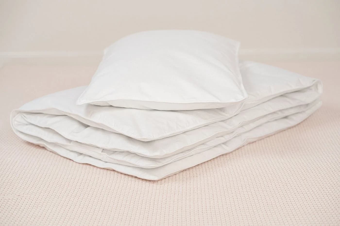 Welt der Träume Kinderbettdecke + Kopfkissen Daunen Set 100x35 cm