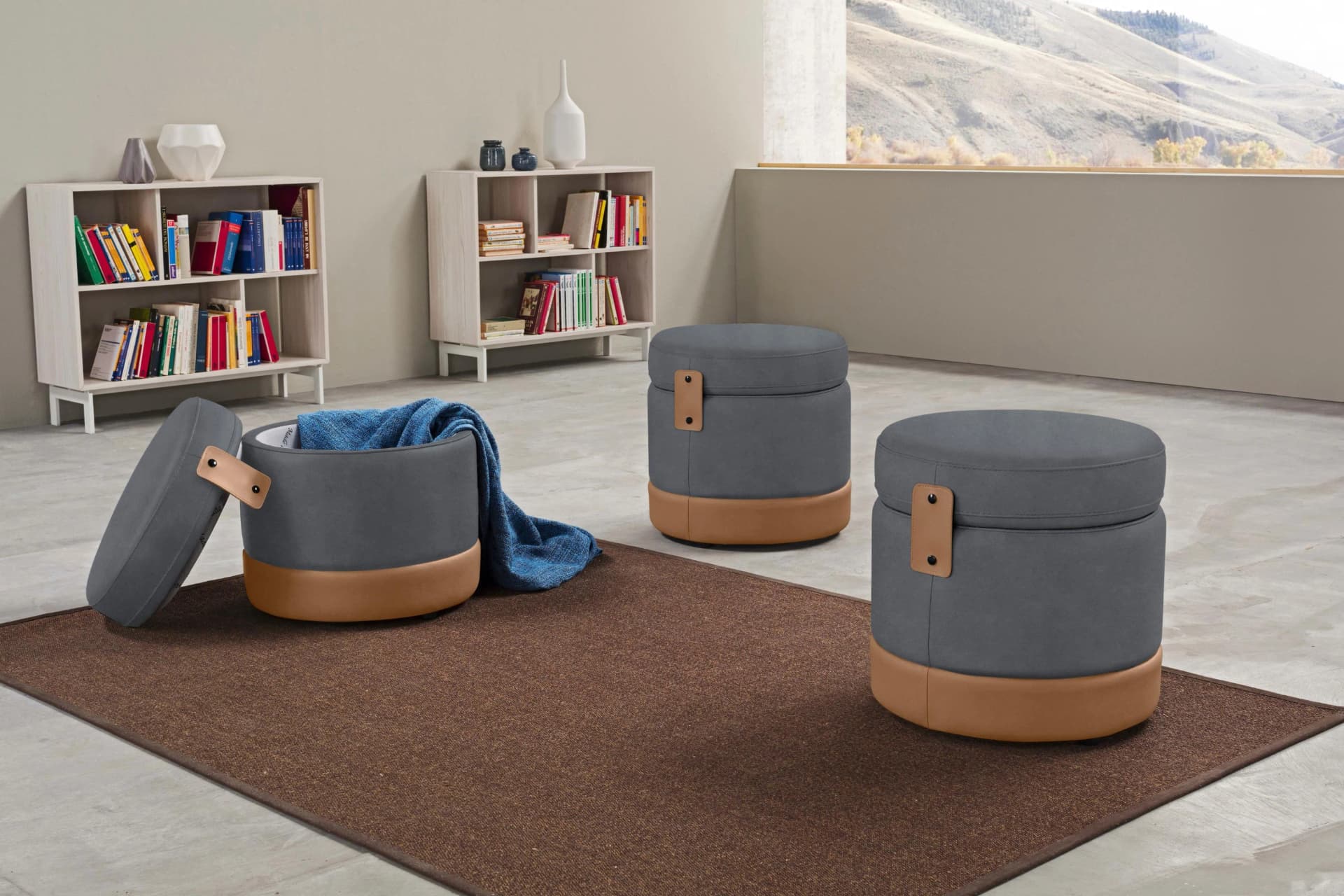 EGOITALIANO Hocker Tonder Designhocker Ice Lake Blau Microfaser