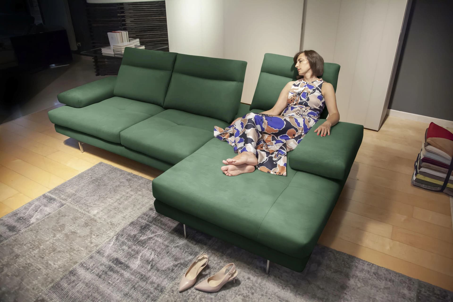 CALIA ITALIA Ecksofa Toby Wing L-Form Grün Mikrofaser